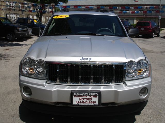 2006 Jeep Grand Cherokee Super