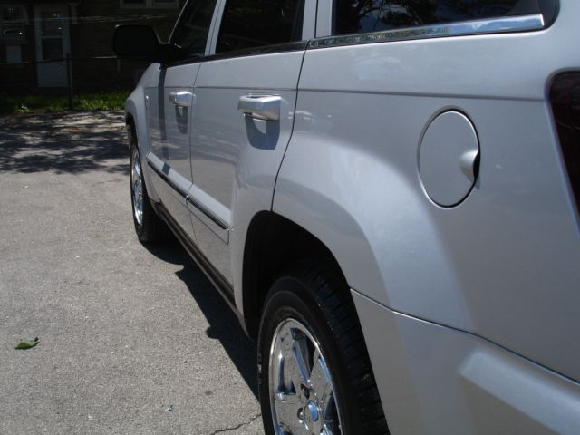 2006 Jeep Grand Cherokee Super