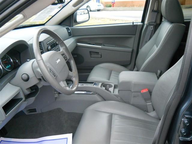 2007 Jeep Grand Cherokee LS