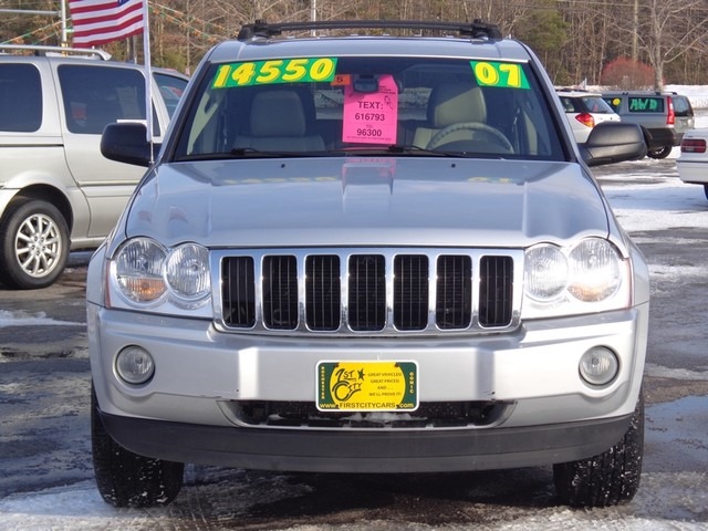 2007 Jeep Grand Cherokee Super