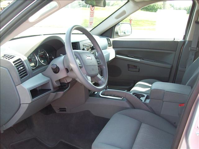 2007 Jeep Grand Cherokee LS