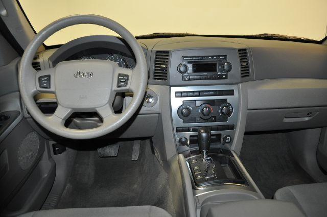 2007 Jeep Grand Cherokee LS