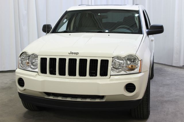 2007 Jeep Grand Cherokee Premium Luxury Collection AWD