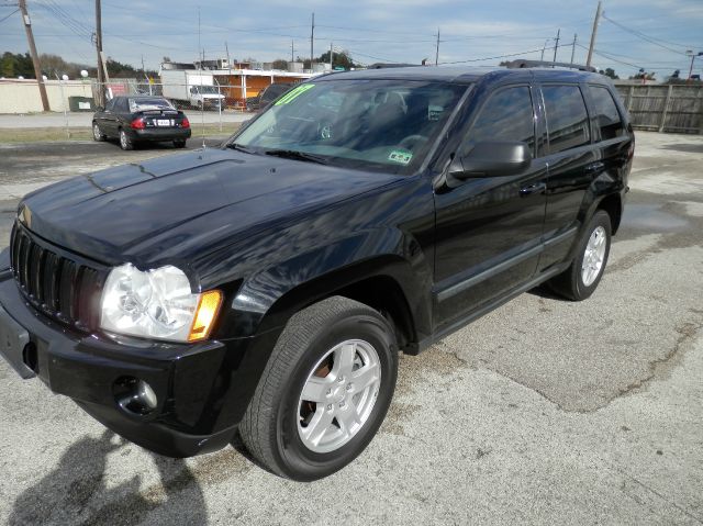 2007 Jeep Grand Cherokee Sedan 4dr