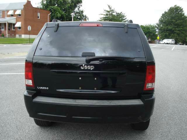 2007 Jeep Grand Cherokee Sedan 4dr