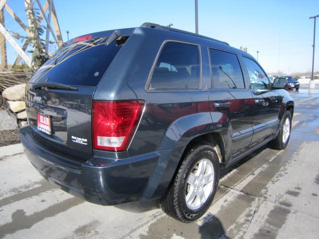 2007 Jeep Grand Cherokee LS