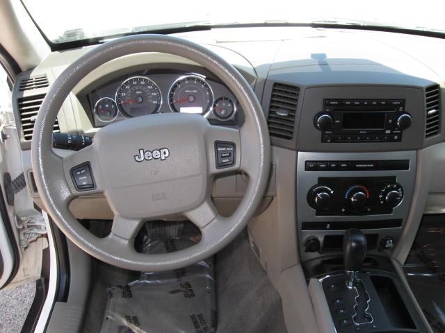 2007 Jeep Grand Cherokee LS