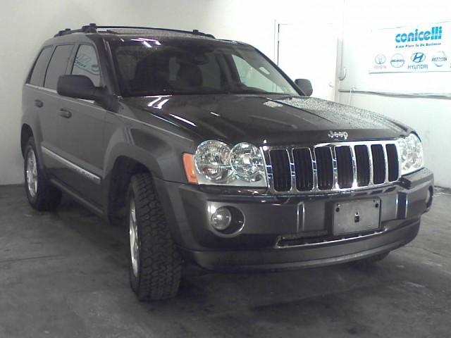 2007 Jeep Grand Cherokee Yaris Sedan