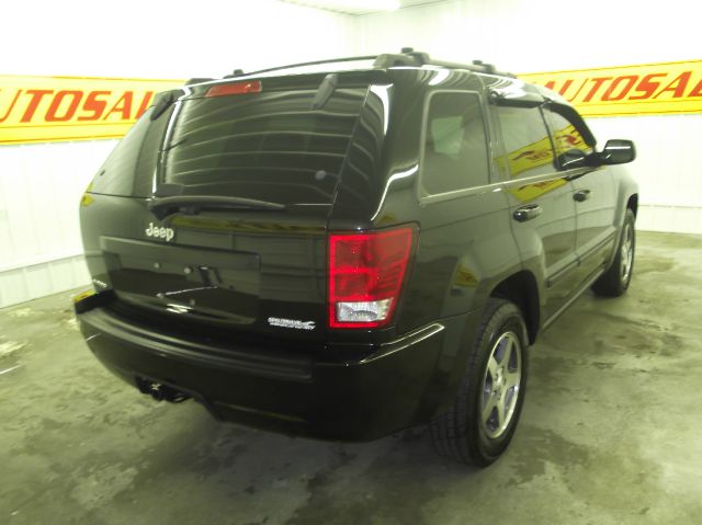 2007 Jeep Grand Cherokee Sedan 4dr