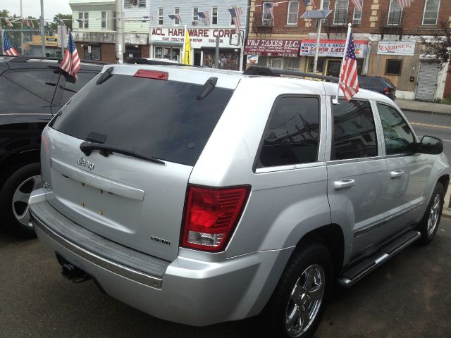 2007 Jeep Grand Cherokee Super