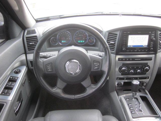 2007 Jeep Grand Cherokee SE Model