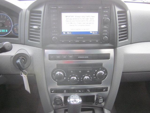 2007 Jeep Grand Cherokee SE Model