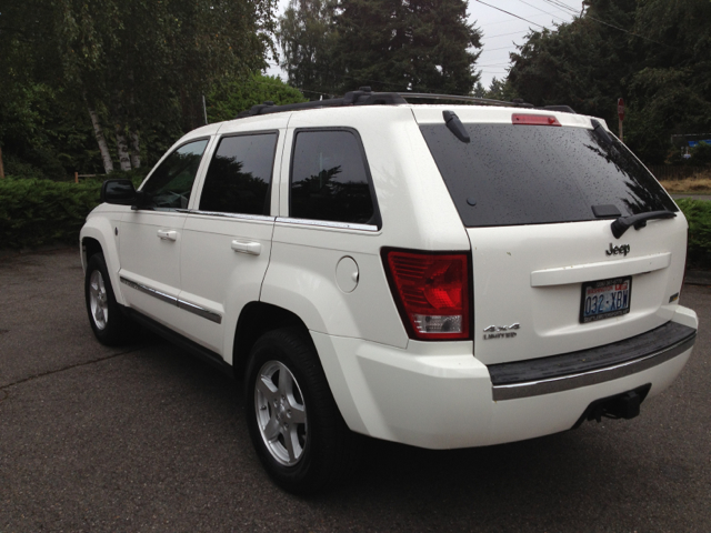 2007 Jeep Grand Cherokee Super