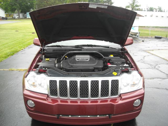 2007 Jeep Grand Cherokee 2.4i Sedan