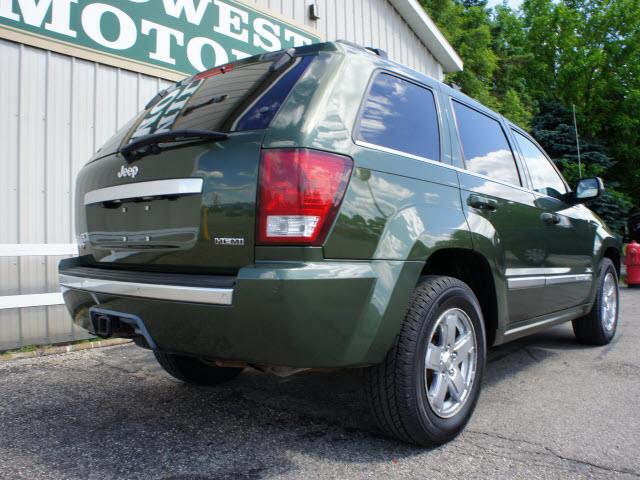 2007 Jeep Grand Cherokee SR5 AWD SUV