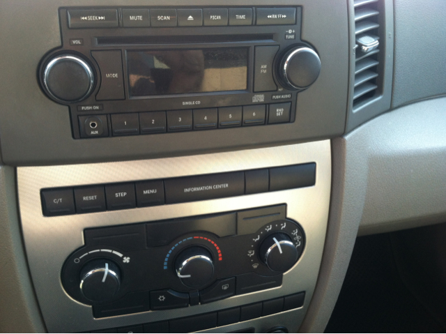 2007 Jeep Grand Cherokee Base W/nav.sys