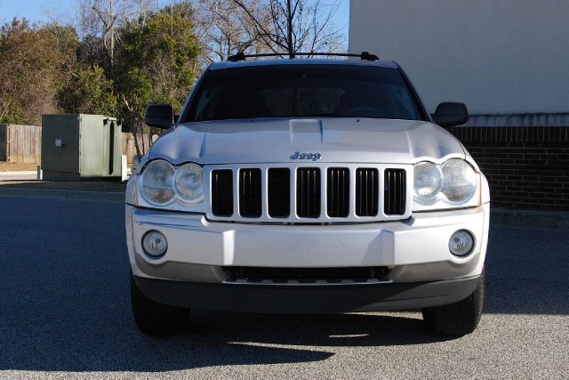 2007 Jeep Grand Cherokee Sedan 4dr