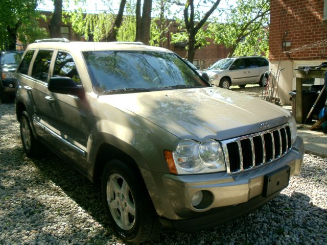 2007 Jeep Grand Cherokee Sedan 4dr