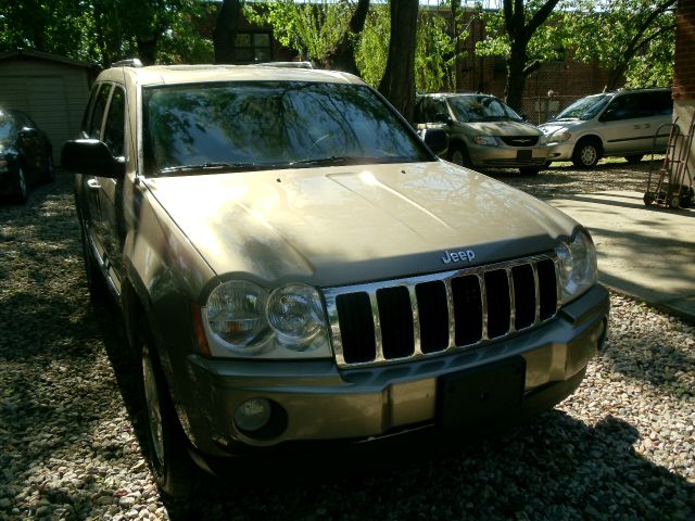 2007 Jeep Grand Cherokee Sedan 4dr