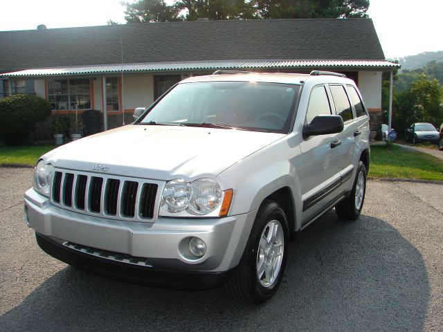 2007 Jeep Grand Cherokee Sedan 4dr