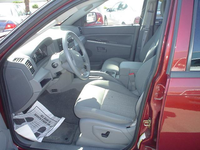 2007 Jeep Grand Cherokee LS