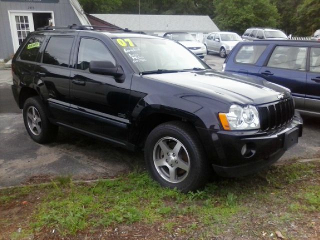 2007 Jeep Grand Cherokee Se,with ONLY 67 K Mileage