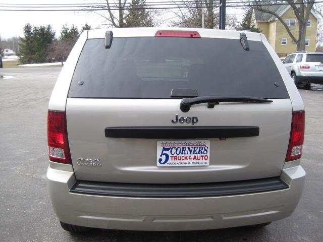 2007 Jeep Grand Cherokee LS