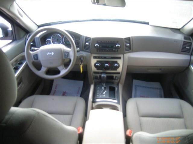 2007 Jeep Grand Cherokee LS