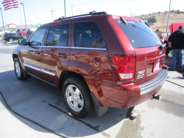 2007 Jeep Grand Cherokee SLT 25