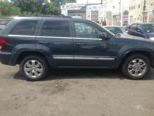 2008 Jeep Grand Cherokee Super