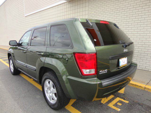 2008 Jeep Grand Cherokee Sport 2-owners