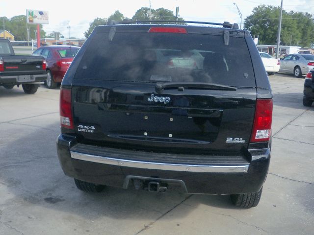 2008 Jeep Grand Cherokee Super