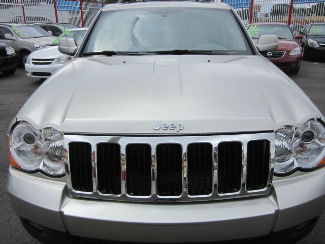 2008 Jeep Grand Cherokee 2.4i Sedan