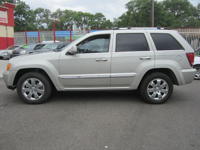 2008 Jeep Grand Cherokee 2.4i Sedan