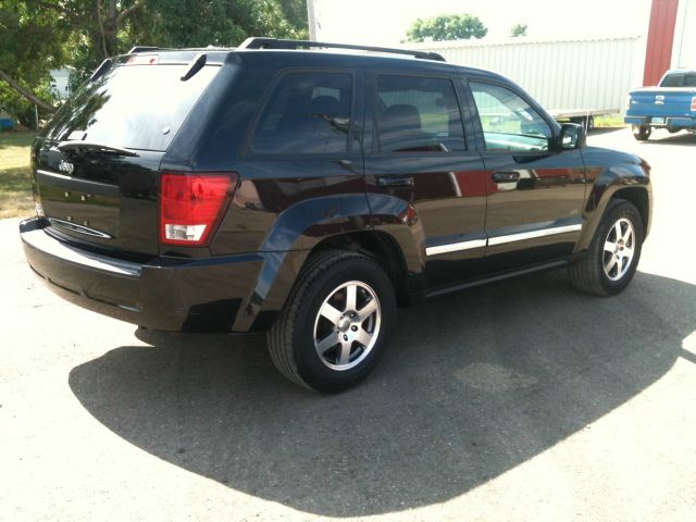 2009 Jeep Grand Cherokee LS