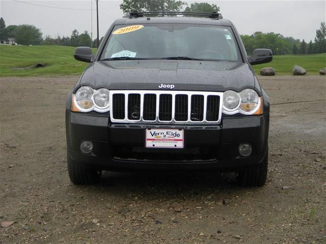 2009 Jeep Grand Cherokee SLT 25