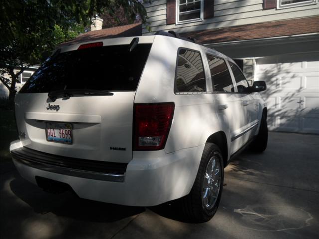 2009 Jeep Grand Cherokee SLT 25