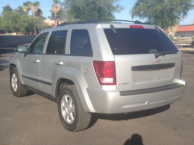 2009 Jeep Grand Cherokee LS