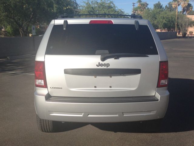 2009 Jeep Grand Cherokee LS