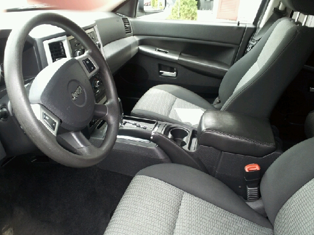 2010 Jeep Grand Cherokee Base W/nav.sys