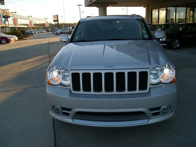 2010 Jeep Grand Cherokee 3.5rl W/premium Pkg