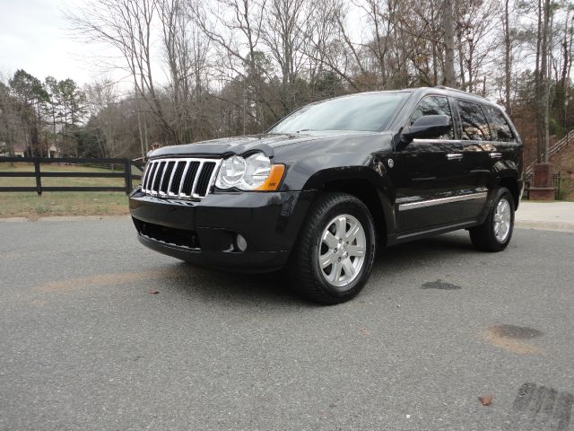 2010 Jeep Grand Cherokee Super