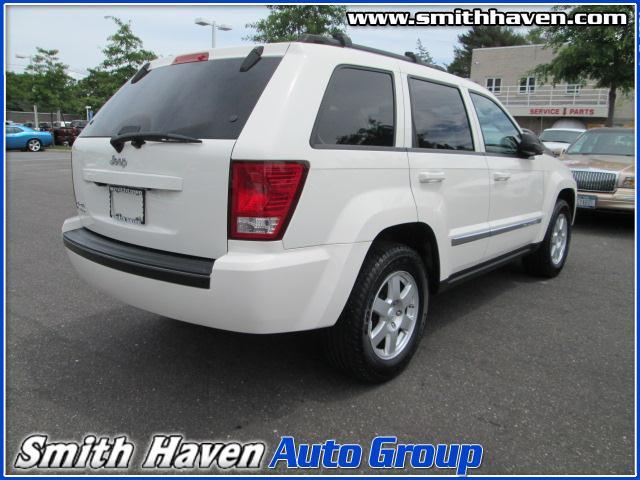 2010 Jeep Grand Cherokee 323i Sport Package