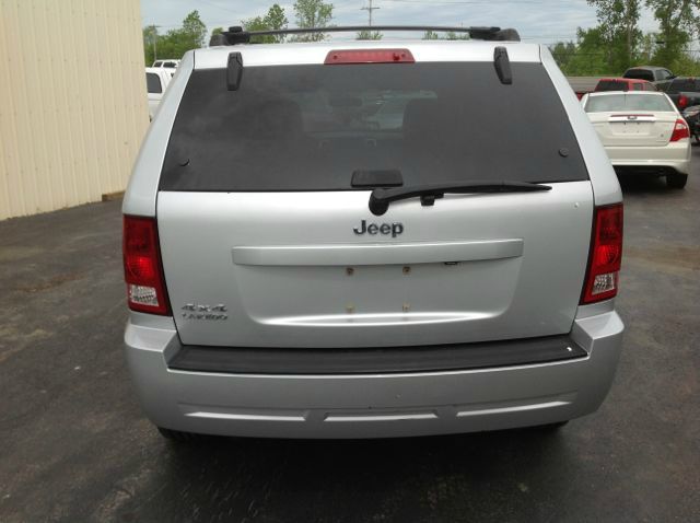 2010 Jeep Grand Cherokee LS