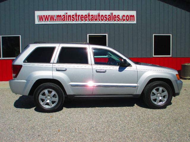 2010 Jeep Grand Cherokee Sedan 4dr