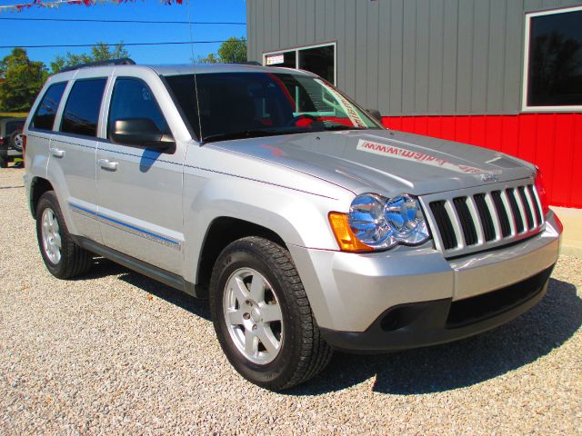 2010 Jeep Grand Cherokee Sedan 4dr