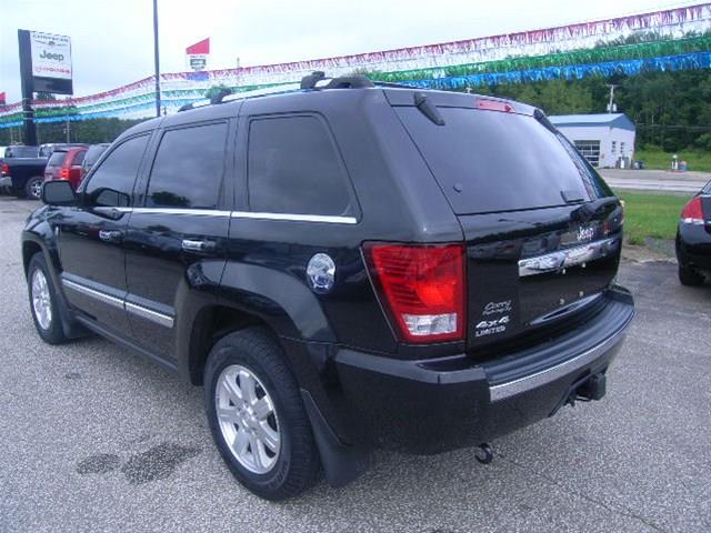 2010 Jeep Grand Cherokee SLT 25