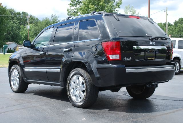 2010 Jeep Grand Cherokee Super