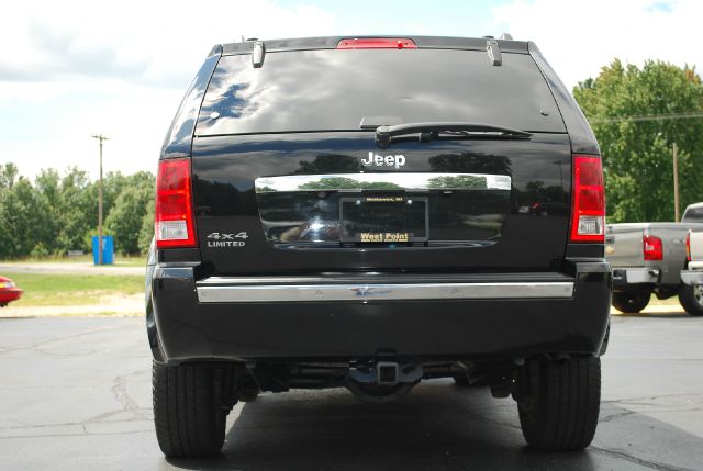 2010 Jeep Grand Cherokee Super