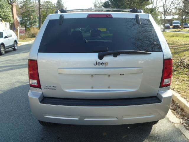 2010 Jeep Grand Cherokee LS